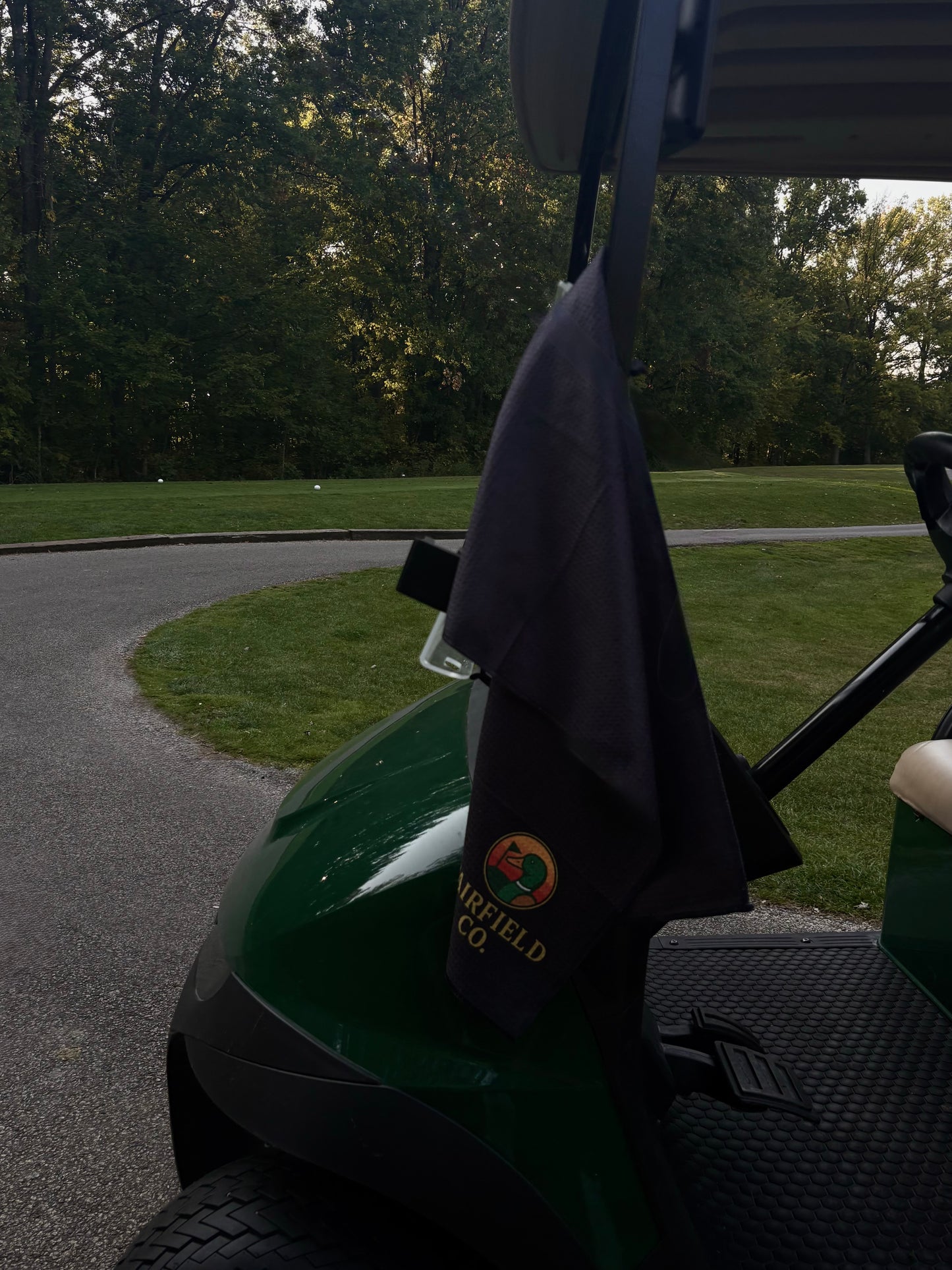 Fairfield Co. Field & Fairway Towel — Premium Microfiber w/ Magnet & Clip